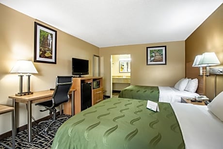 Double Room with Two Double Beds - Accessible/Non-Smoking