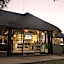 Mongena Private Game Lodge