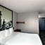 Super 8 by Wyndham Romeoville Bolingbrook