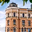 Opera Hotel