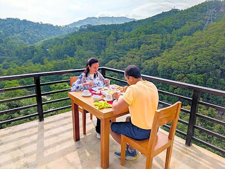 Aqua Dunhinda Villa & Nature Retreat