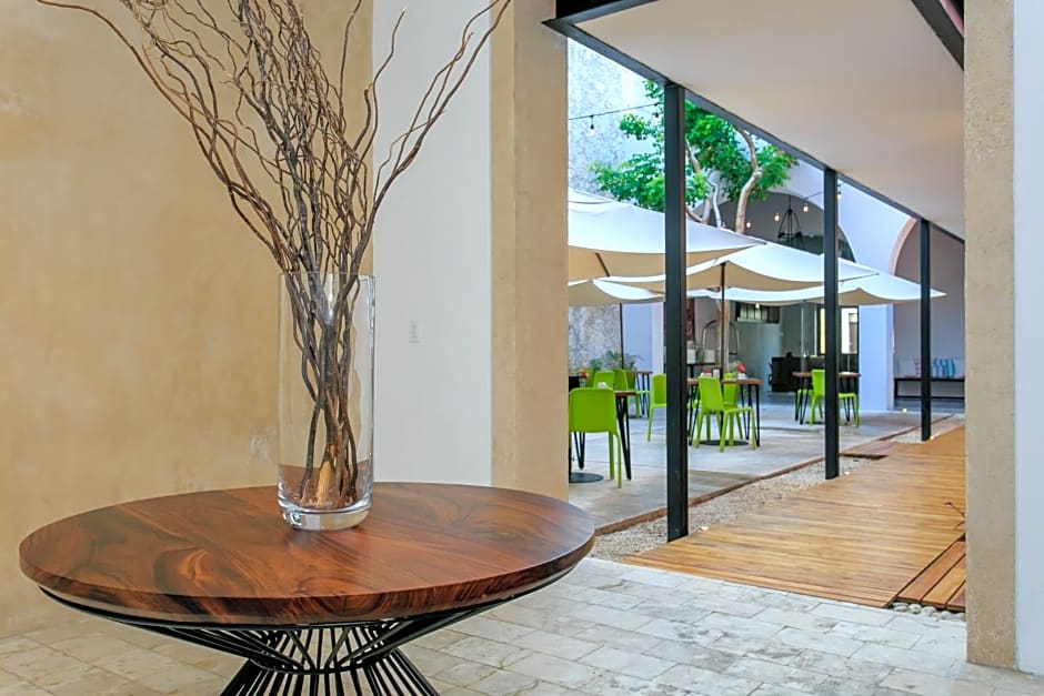 Casona 61 by GuruHotel