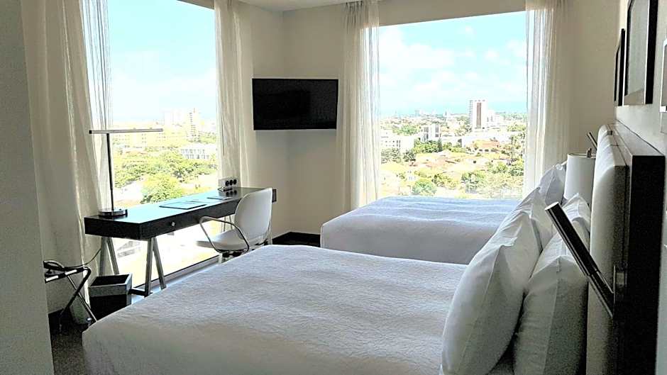 Hampton Inn By Hilton Santa Cruz Equipetrol