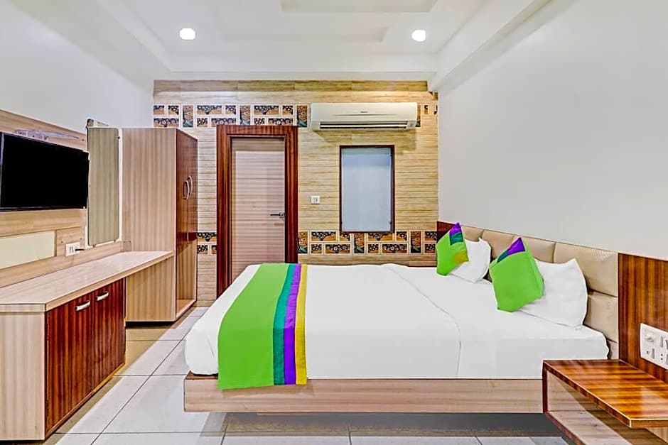 Treebo Taj Dream Agra