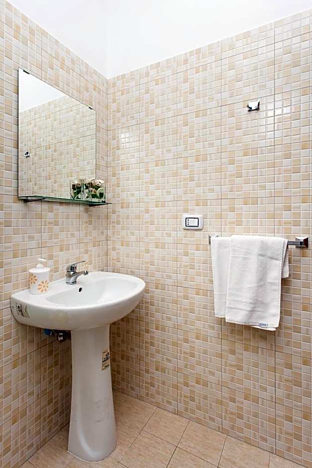 Meltin' Rome Guest House
