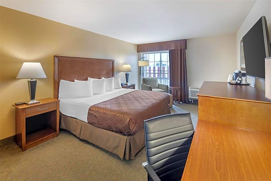 Best Western Plus Atrium Inn