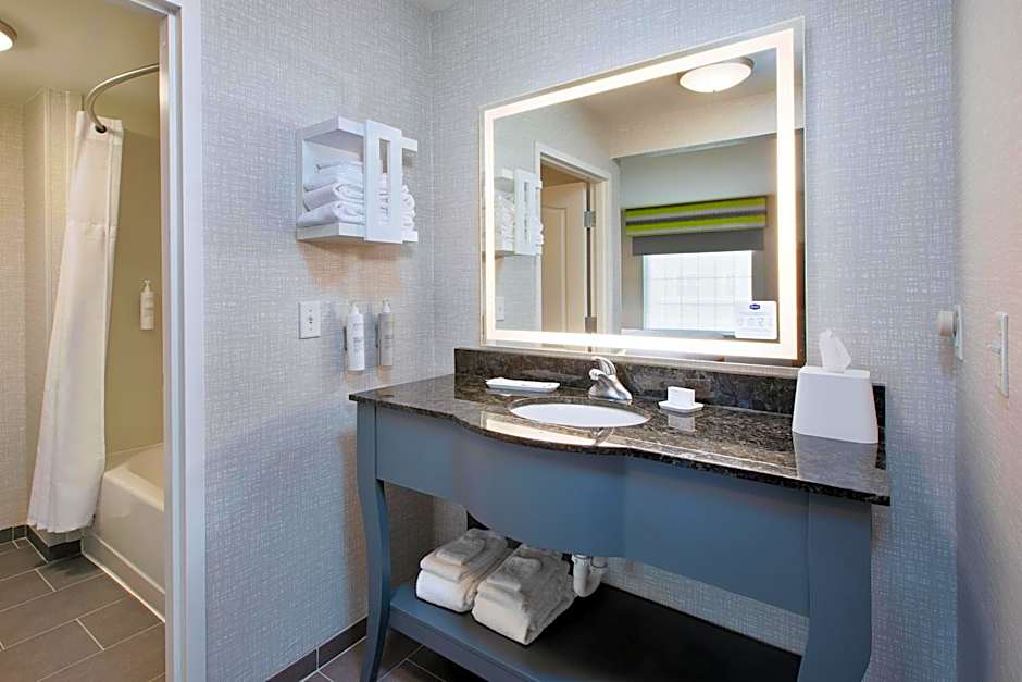 Hampton Inn By Hilton And Suites St. Cloud