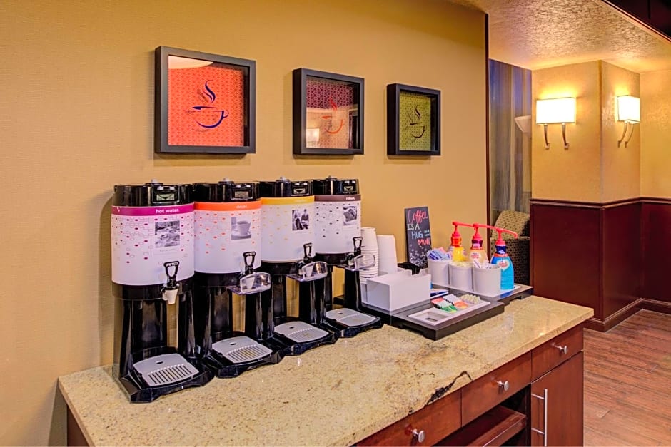 Hampton Inn By Hilton And Suites Ontario