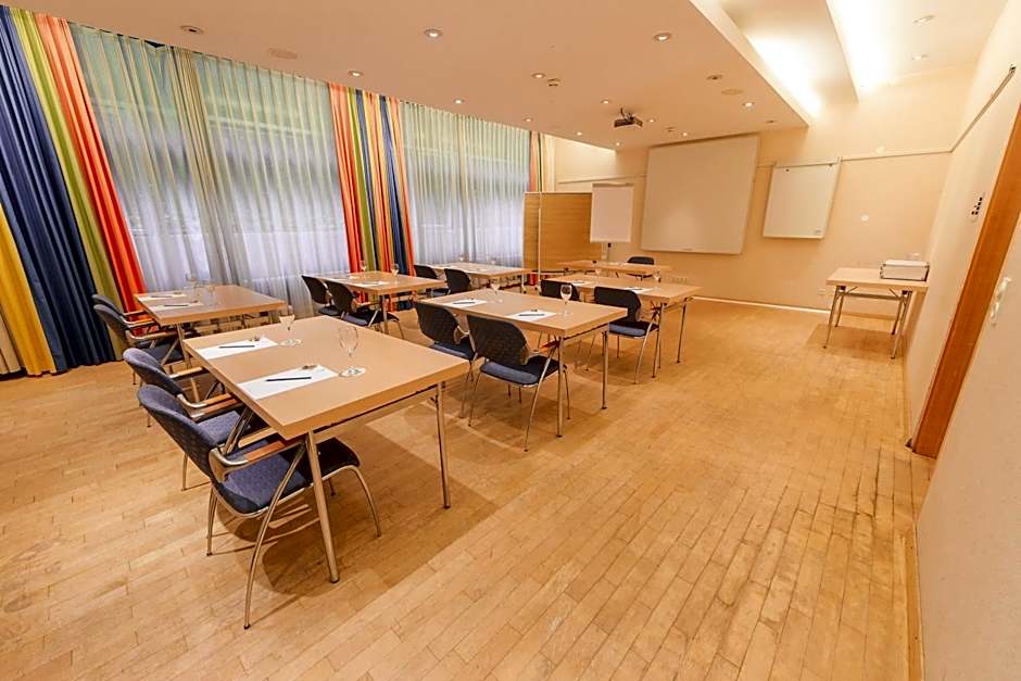 PLAZA INN Stuttgart-Ditzingen