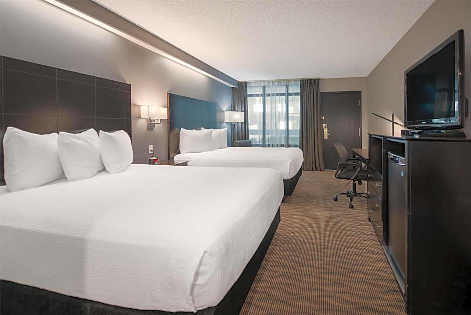 Coast Nisku Inn & Conference Centre