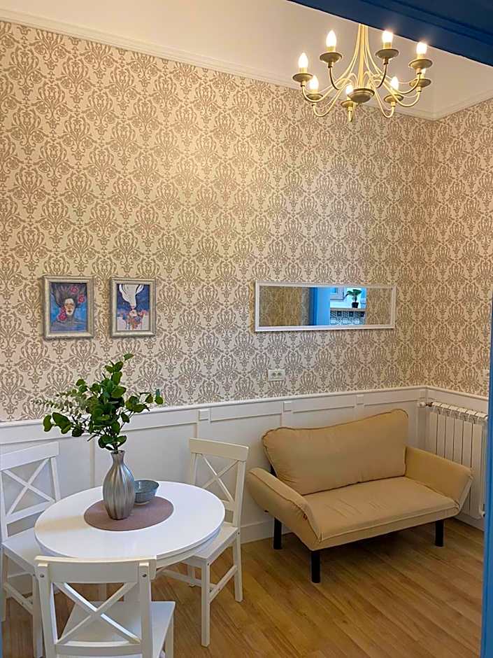 VISAJ Deluxe Downtown