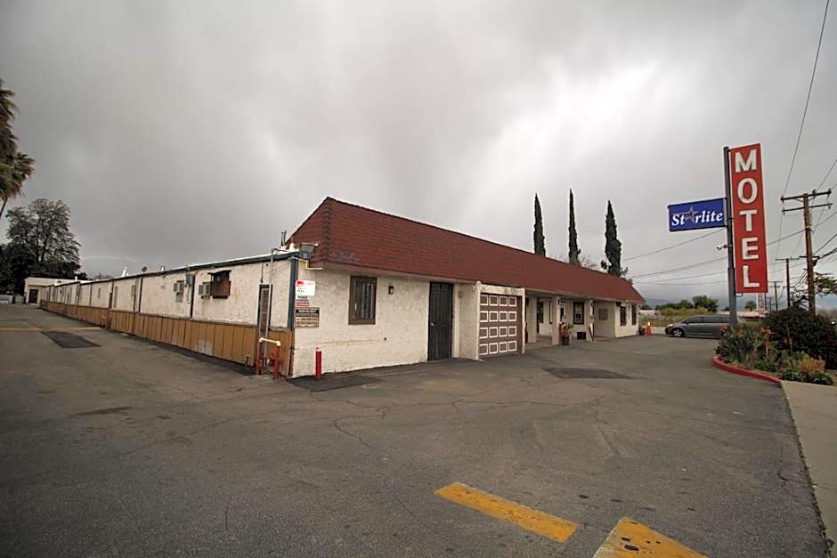 Starlite Motel