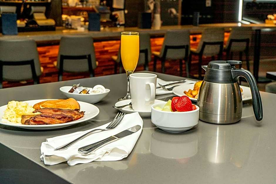 Toronto Marriott City Centre Hotel