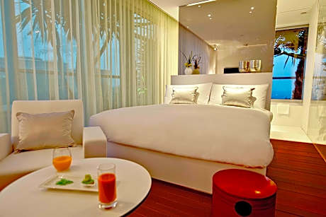 Executive Suite, Executive Suite, 1 King, City view, Terrace