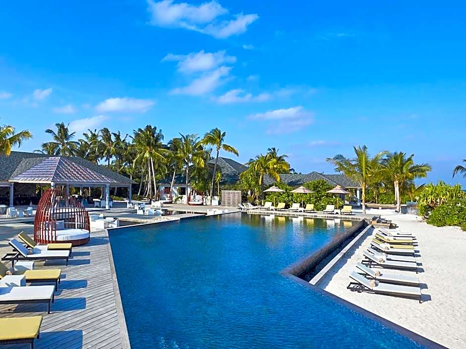 NH Collection Maldives Havodda Resort