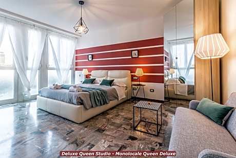 Deluxe Queen Studio