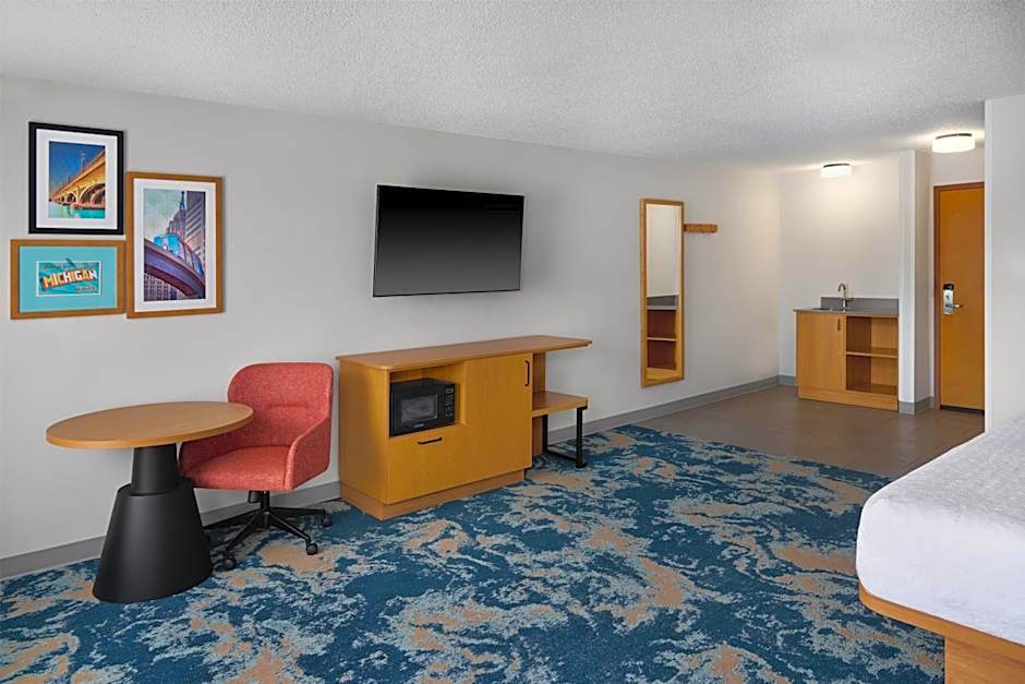 Hampton Inn & Suites Detroit/Sterling Heights