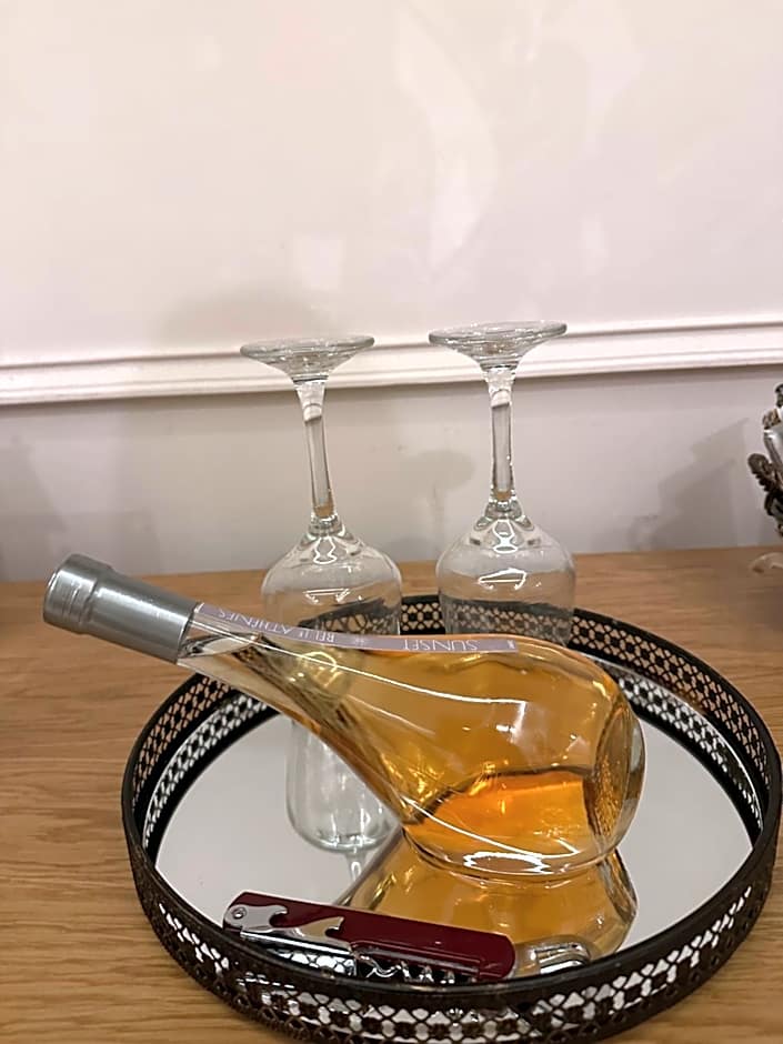 Belle Athenes - Luxury Rooms at Monastiraki Railway Station