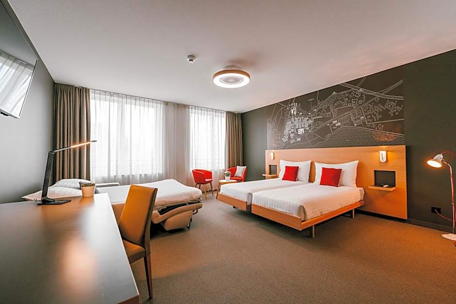 SwissTech Hotel