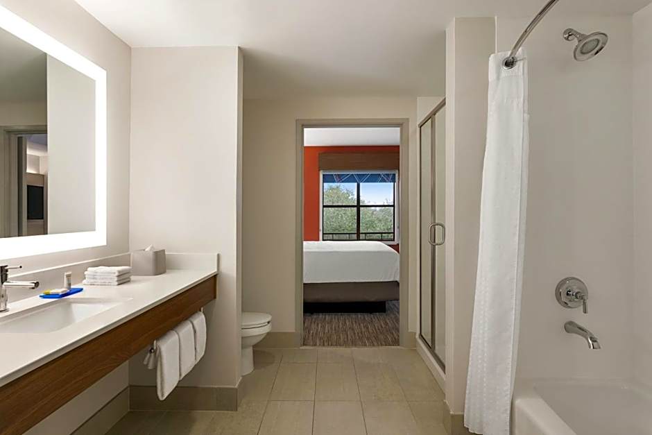 Holiday Inn Express Hotel & Suites Mount Pleasant - Charleston By IHG