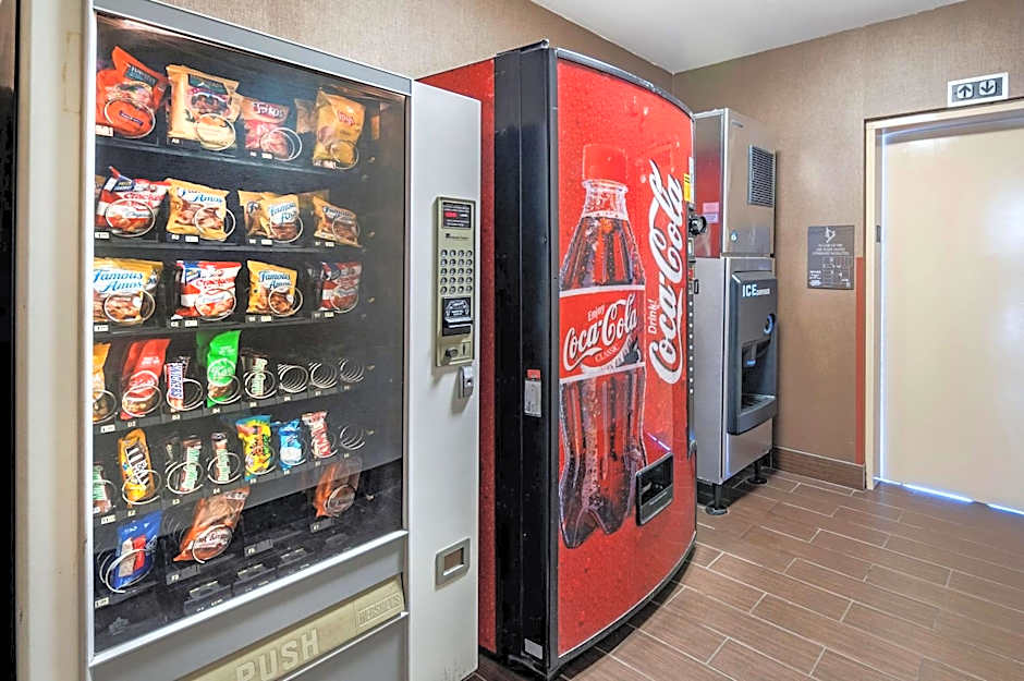 THE ATRIUM HOTEL - SFO AIRPORT FREE! - Shuttle Bus - Parking - WIFI