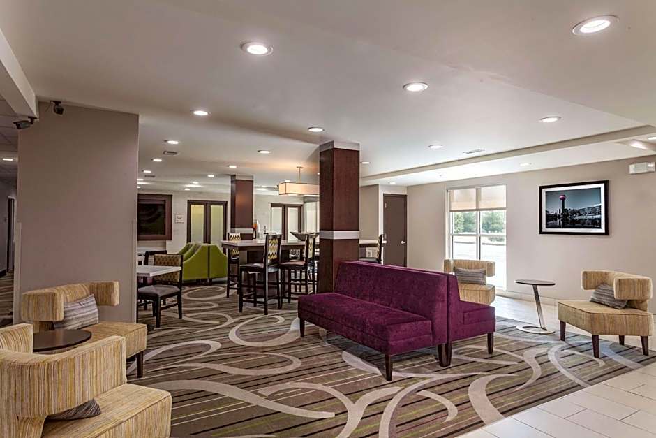 La Quinta Inn & Suites by Wyndham Knoxville North I-75