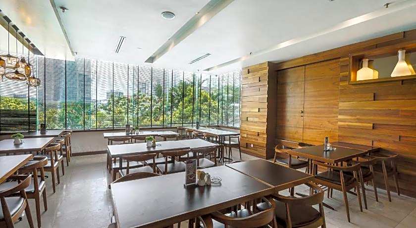 Crystal Crown Hotel, PJ