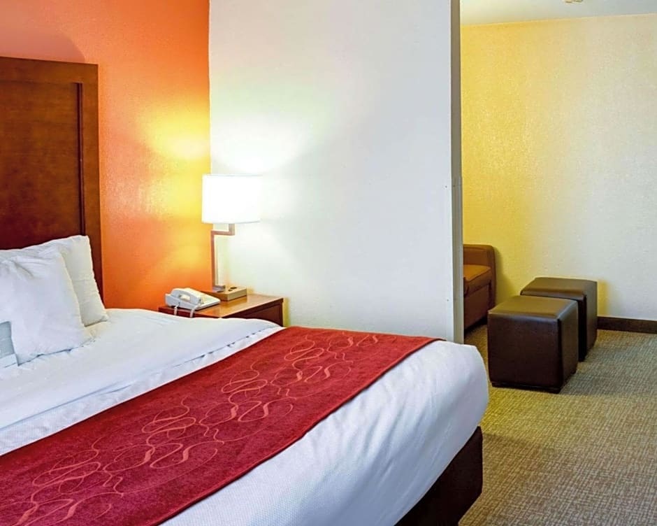 Comfort Suites Omaha