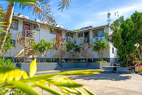 Sanalae Apartments