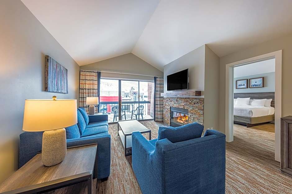 Raintree's Park Plaza Park City