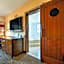 Grand Park Hotel Vancouver Airport, Ascend Hotel Collection