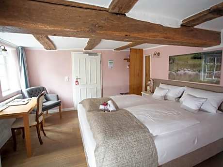 King Room with Garden View
