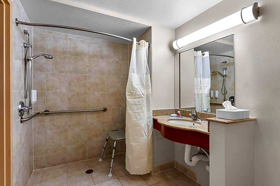 Econo Lodge Woodbridge