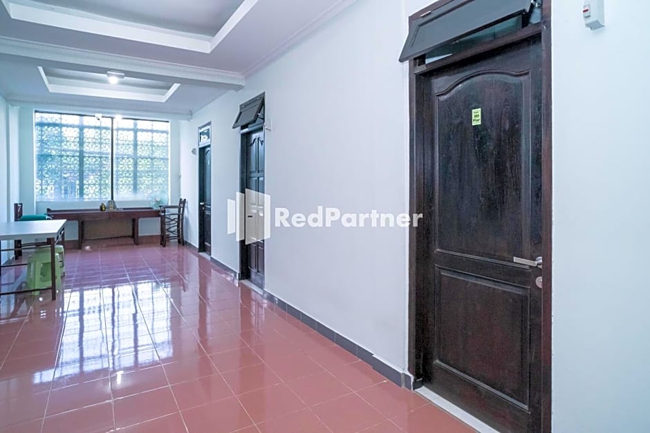 Pondok Wangi Syariah RedPartner near Ambarukmo Plaza Yogyakarta