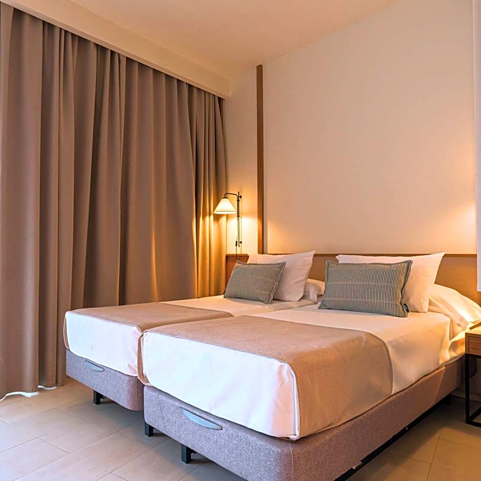 Ohtels Les Oliveres