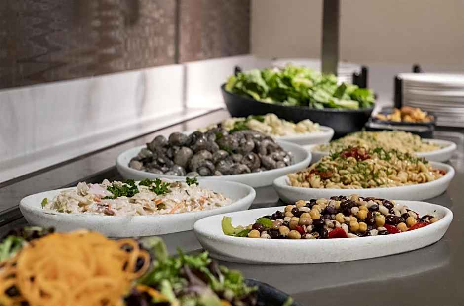 DoubleTree by Hilton West Edmonton