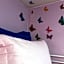Female-Dortoir Femme -Dorm Shared Room Paris