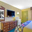 Super 8 by Wyndham Talladega AL