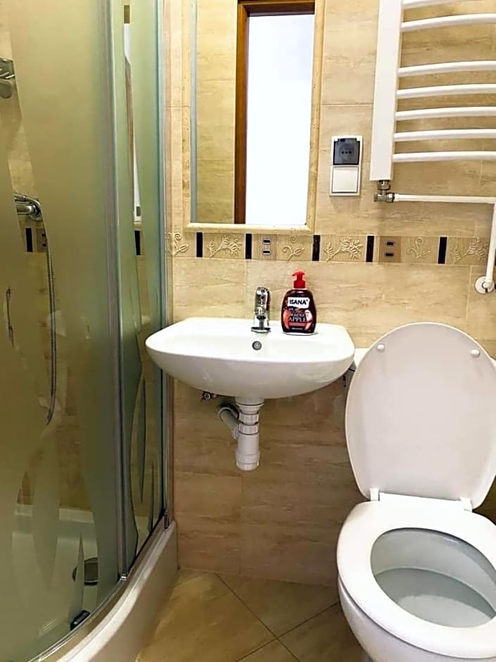 Pokoje Gościnne Letycja