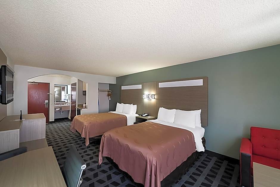 Quality Inn & Suites DFW Airport South