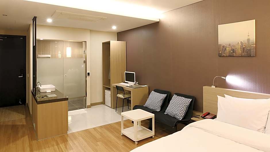 Hotel Clover