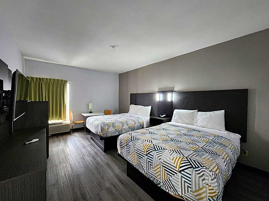 Motel 6-Pine Bluff, AR