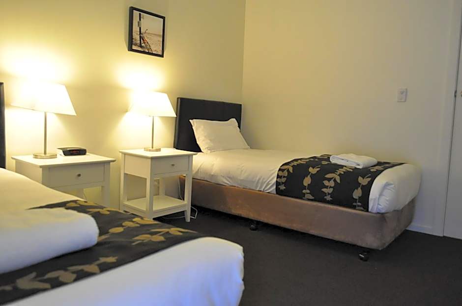 Albury Burvale Motor Inn