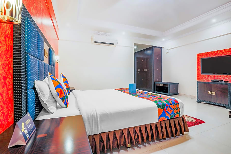 FabHotel Royal Mirage With Pool & GYM - Nr. Candolim Beach