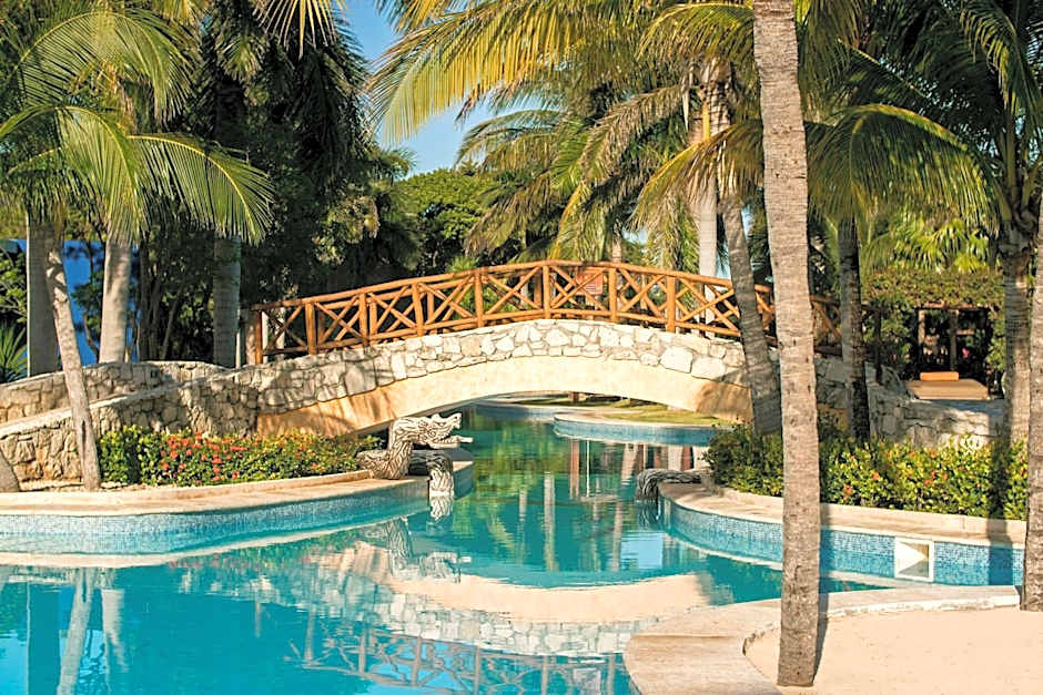 Iberostar Waves ParaÃ­so Beach - All Inclusive