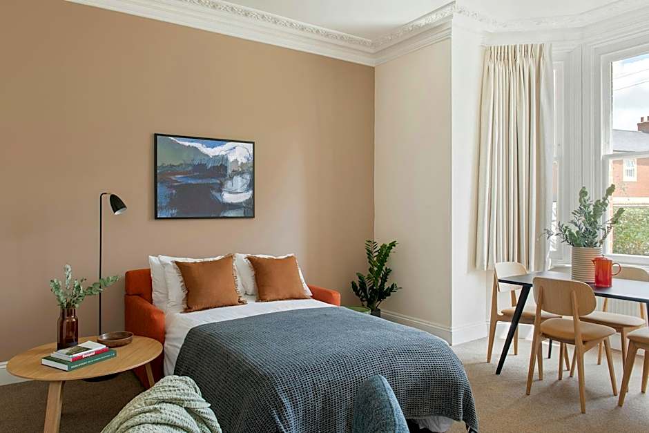 SACO Reading – Castle Crescent