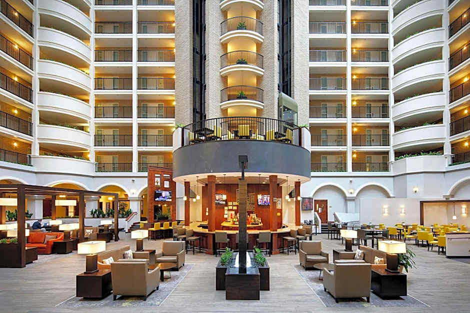 Embassy Suites By Hilton Hotel Dallas - Park Central Area