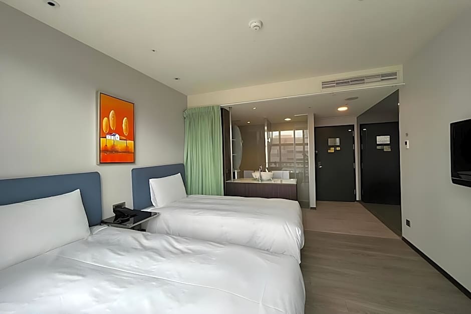 CHECK inn Taipei Xinyi