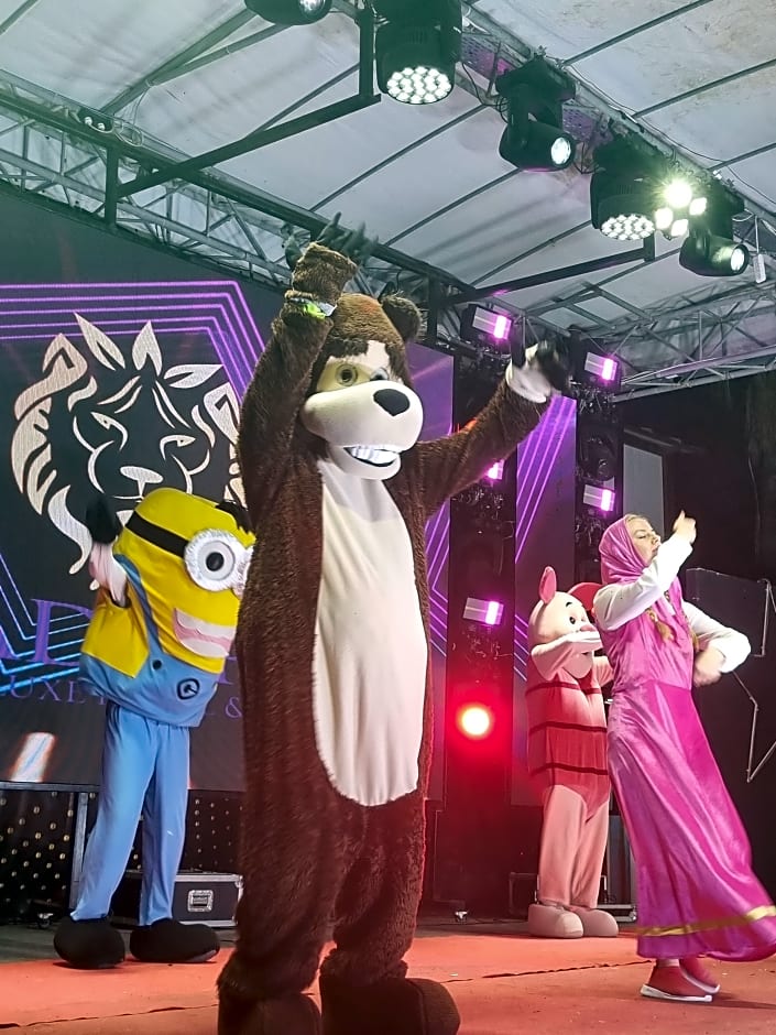 J'Adore Deluxe Hotel & Spa