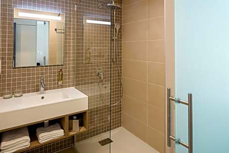 Double Room with Forest View with Spa Access